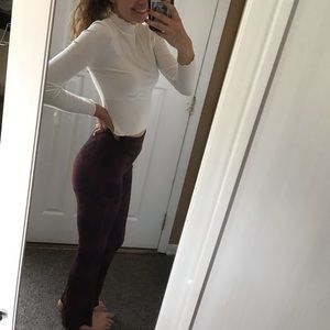 CHARLOTTE RUSSE: FLORAL PATTERN LEGGINGS